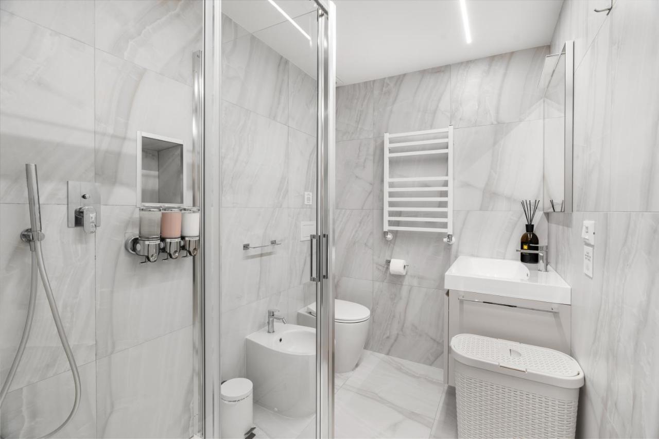 Modern Quiet Super Central Luxury Apartment 밀라노 외부 사진